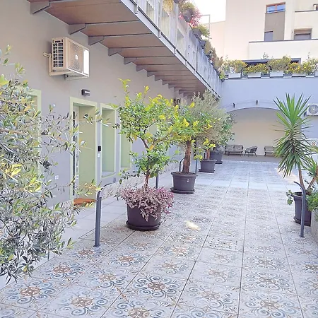 Il Giardino Degli Ulivi P1 * Lissone