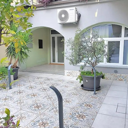 Apartment Il Giardino Degli Ulivi P1 Lissone