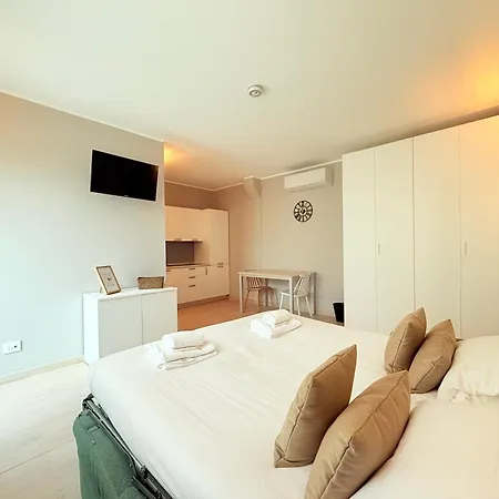 Il Giardino Degli Ulivi P1 Apartment *