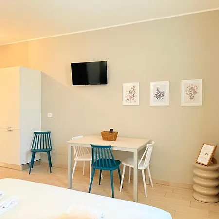Il Giardino Degli Ulivi P1 Apartment *